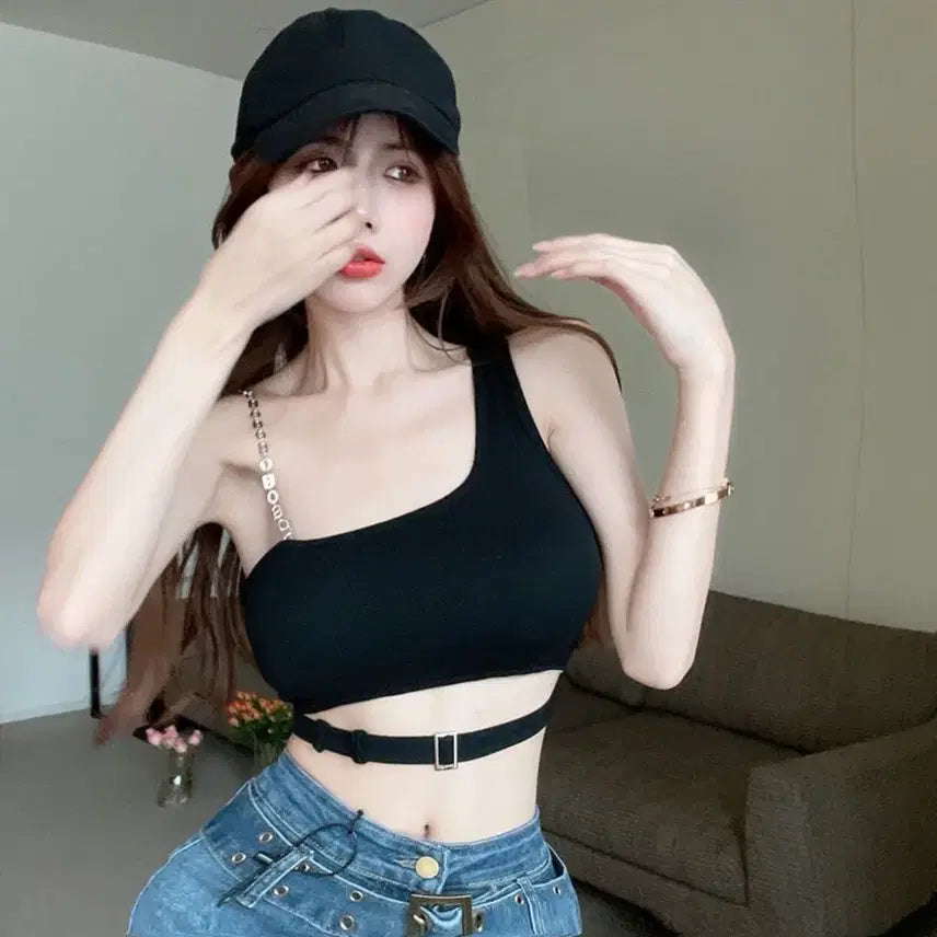 [BUNJANG] Black Chain Point One-Shoulder Top / 블랙 체인 포인트 원숄더 탑