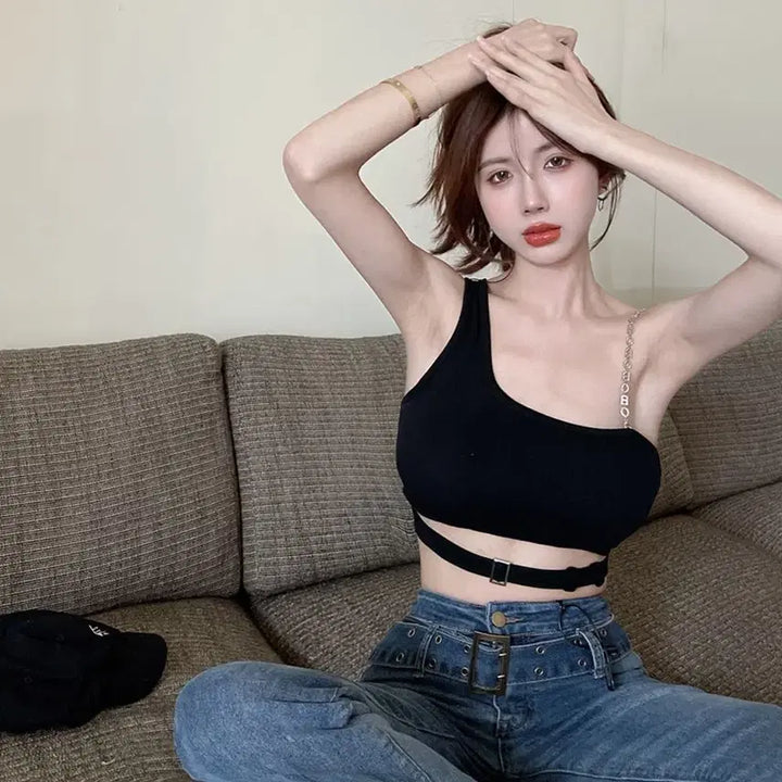 [BUNJANG] Black Chain Point One-Shoulder Top / 블랙 체인 포인트 원숄더 탑