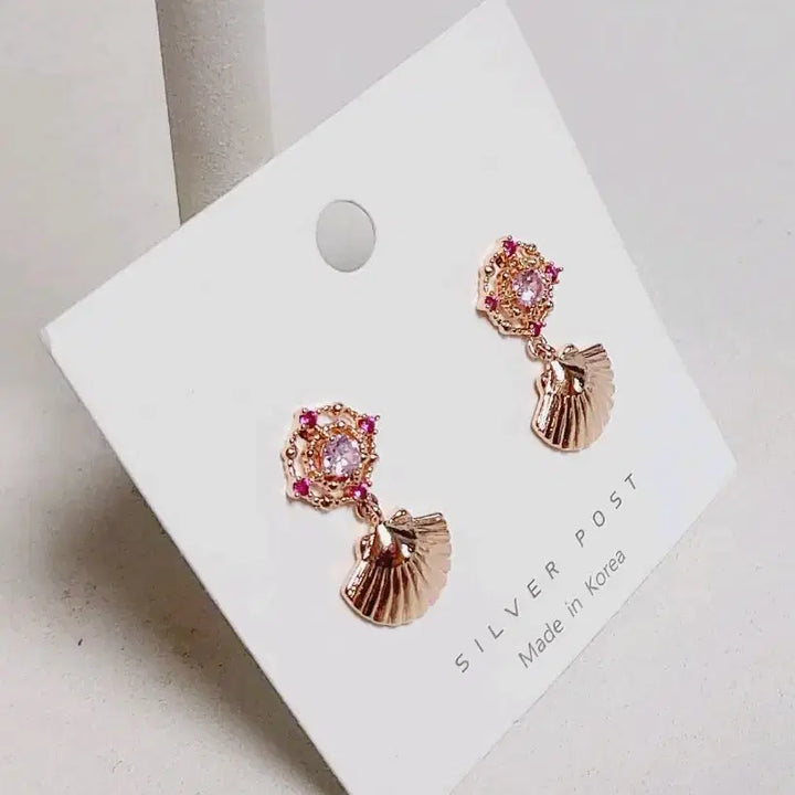 [BUNJANG] Pink Gold Clam Cubic Earrings / 핑크골드빛 조개 큐빅 귀걸이