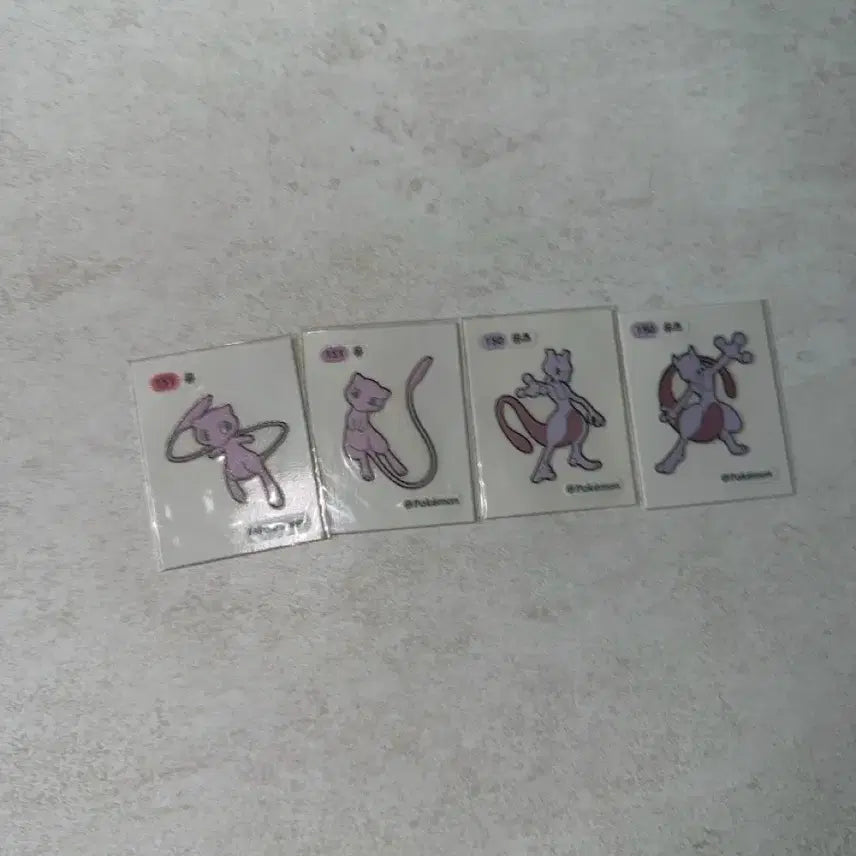 [BUNJANG] Pokemon Stickers Mew &amp; Mewtwo Set Bundle / 포켓몬 띠부실 뮤,뮤츠 세트 일괄 팝니다