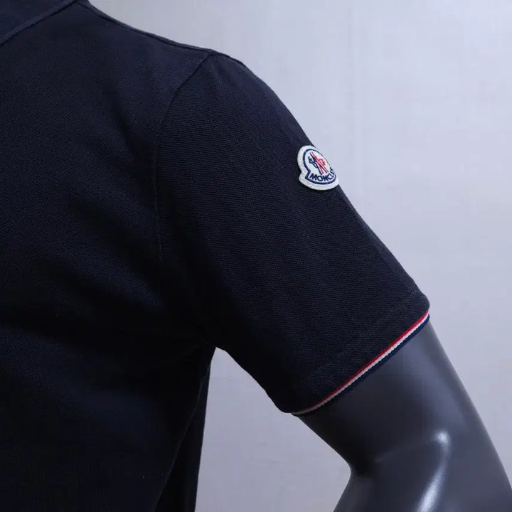 [BUNJANG] Moncler Short Sleeve Polo Shirt / 몽클레어 반팔 카라티 105