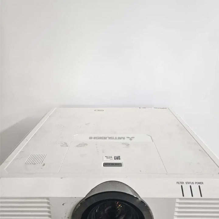 [BUNJANG] Mitsubishi XL7100U Projector / 미쯔비시 XL7100U 프로젝터
