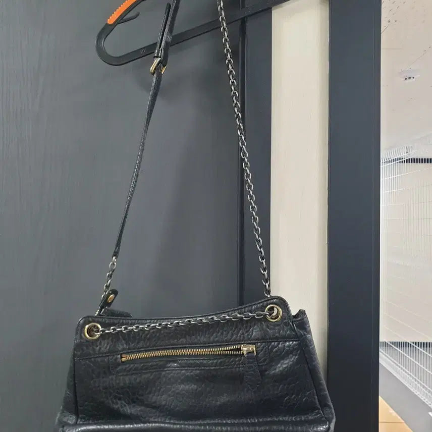 [BUNJANG] Daks Authentic Leather Crossbody Bag / 닥스 정품 크로스백 가방 판매합니다
