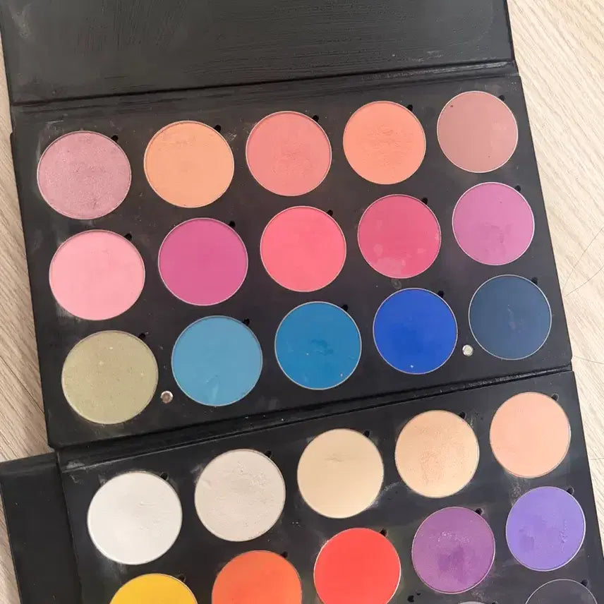 [BUNJANG] National Makeup Palette / 메이크업 국가 팔레트