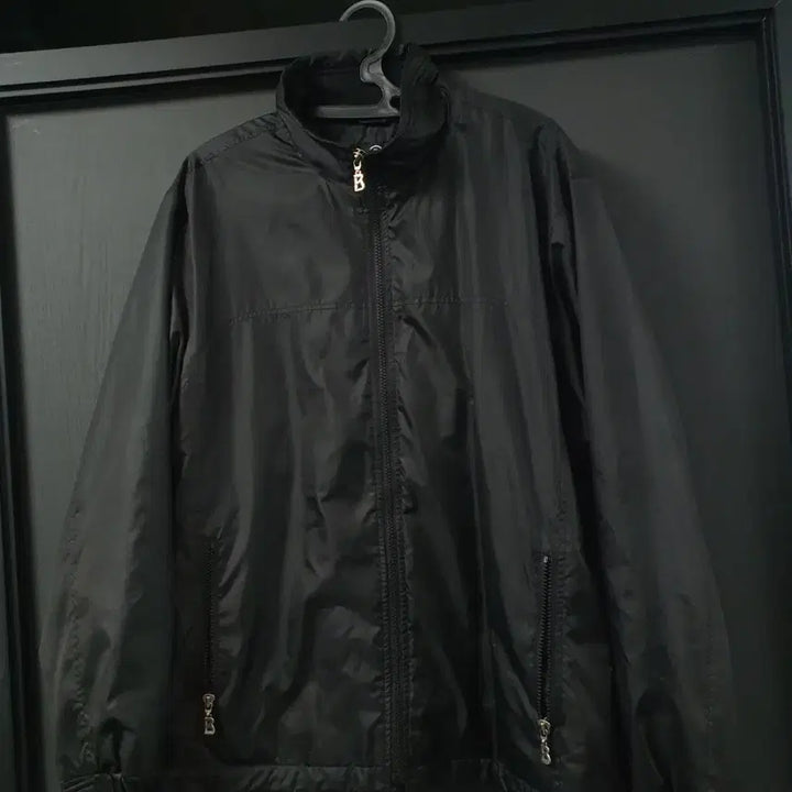 [BUNJANG] Bogner Genuine Windbreaker Size 105 / 보그너 정품 바람막이 105사이즈 팝니다