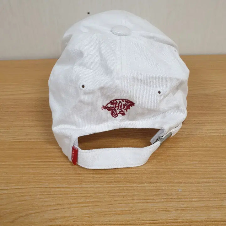 [BUNJANG] Korea University Red Cotton Baseball Cap / 고려대 캡모자 사이즈 57-59호 판매합니다