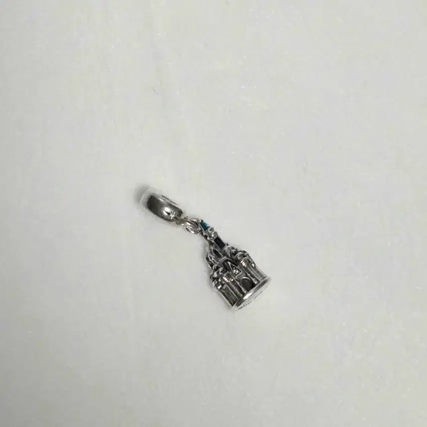 [BUNJANG] Pandora Disney Cinderella Castle Sterling Silver Ring / 실버 925 ] Pandora Disney 판도라 신데렐라 캐슬