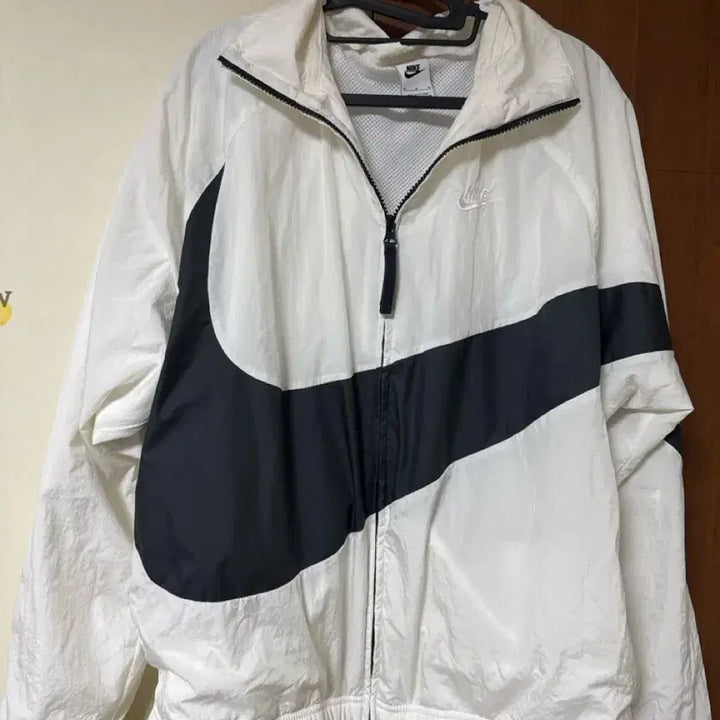 [BUNJANG] Nike Big Swoosh Windbreaker / 나이키 빅스우시 바람막이