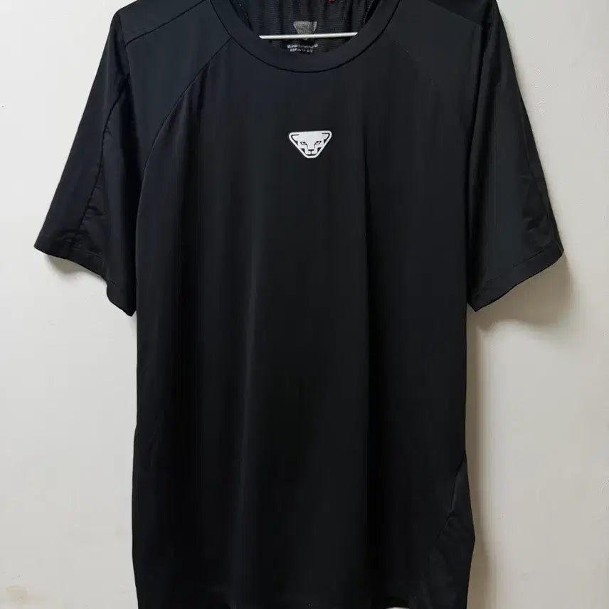 [BUNJANG] Dynefit Authentic Top (Size 95) / 다이너핏 정품 (8299)