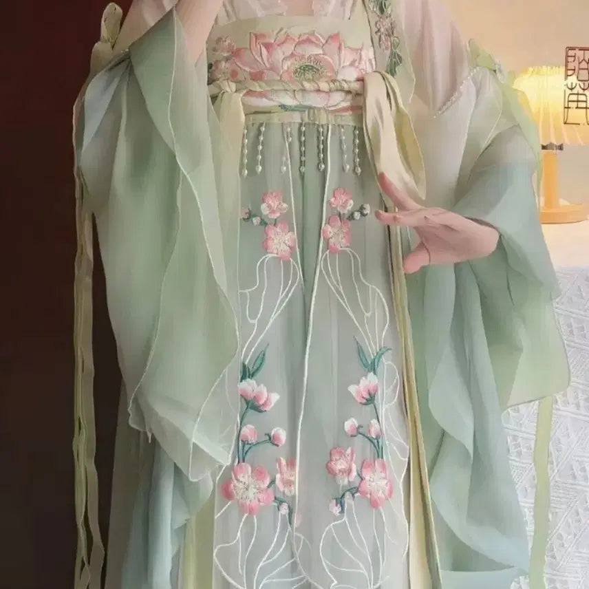 [BUNJANG] Hanfu XL Size Traditional Chinese Style Fairy Costume Cosplay / [판매/신품] 한푸 XL사이즈 (고전,중국풍,선녀옷,코스프레)