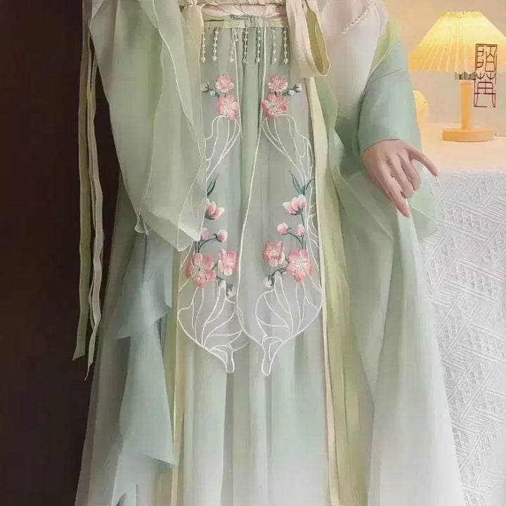 [BUNJANG] Hanfu XL Size Traditional Chinese Style Fairy Costume Cosplay / [판매/신품] 한푸 XL사이즈 (고전,중국풍,선녀옷,코스프레)