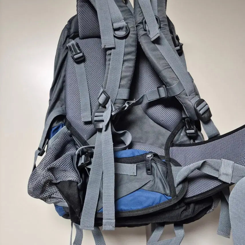 [BUNJANG] Travelmate 38L Travel Backpack / 트레블메이트 정품 여행용 배낭 38리터 판매합니다