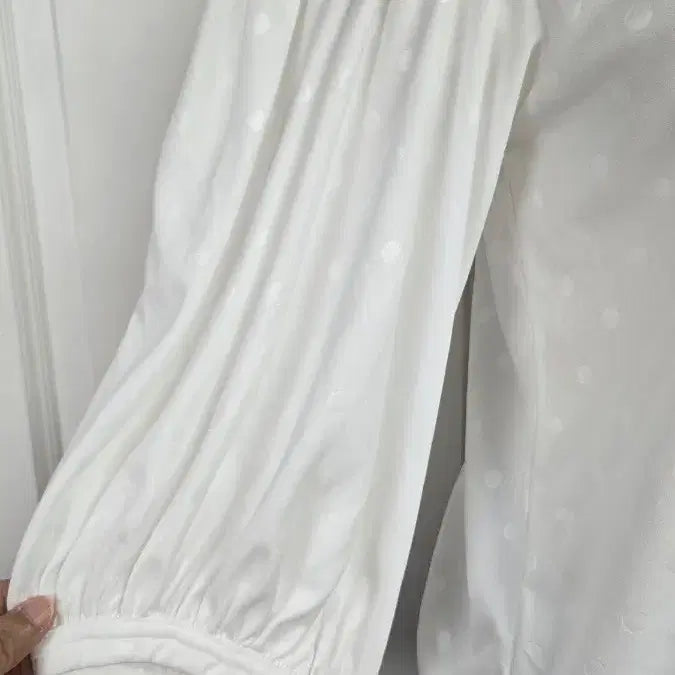 [BUNJANG] Comme des Garçons Dot Pattern Puff Sleeve T-Shirt White / 꼼데가르송 도트 화이트 티셔츠