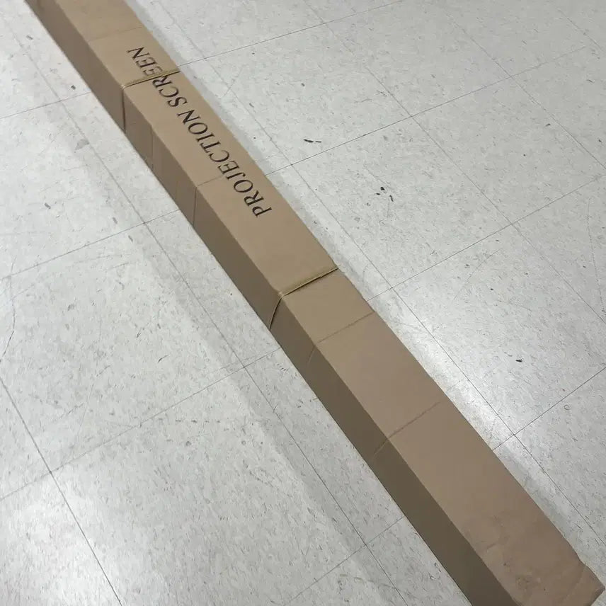 [BUNJANG] 130-inch Electric Projector Screen (Unused, Full Box) / 130인치 전동 스크린(풀박스 미사용)