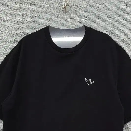 [BUNJANG] What it is based Black T-Shirt L / 왓잇이즌 블랙 반팔티 L