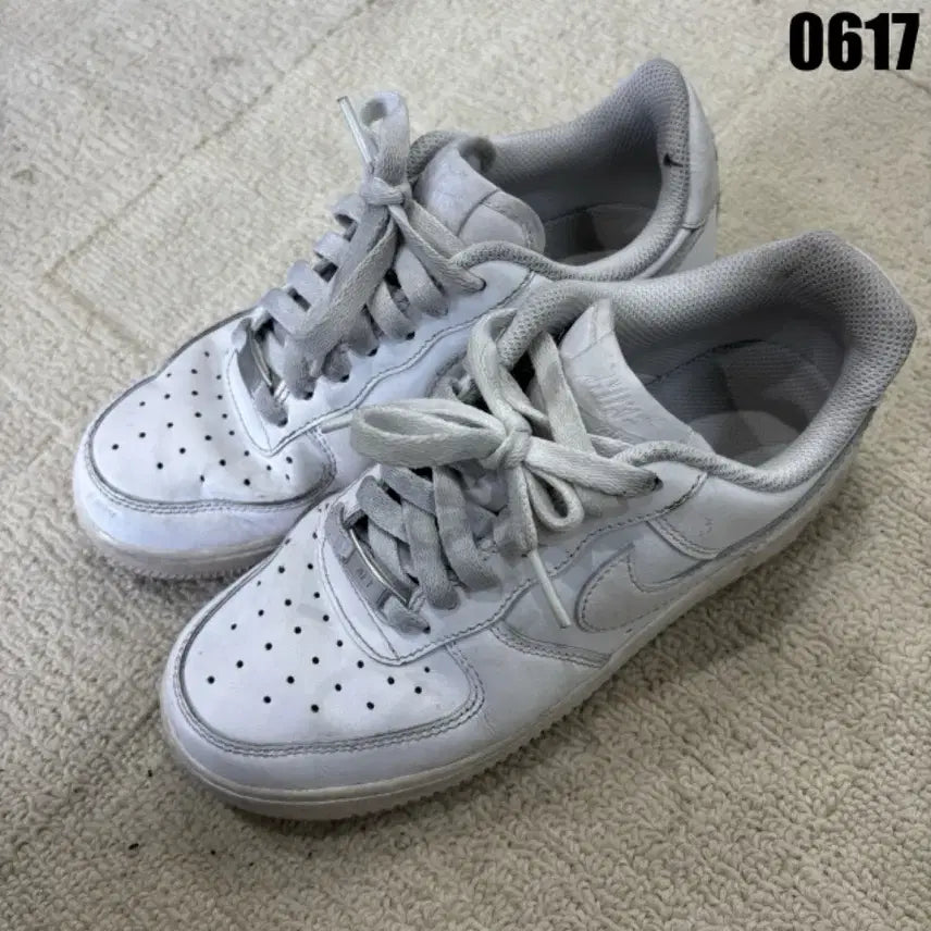 [BUNJANG] Nike Air Force 1 White (230) / 나이키 에어포스 1 흰색 230