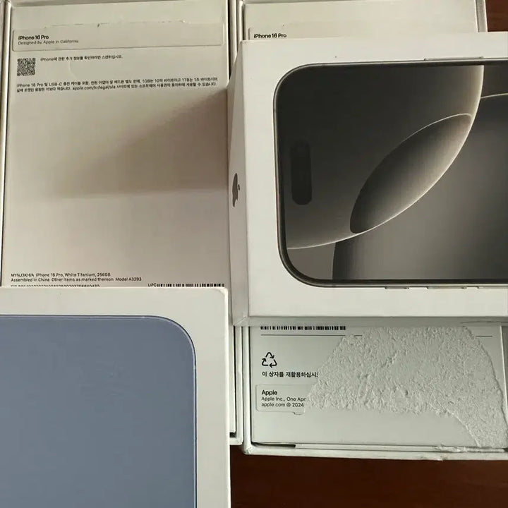 [BUNJANG] iPhone 16 Pro Empty Box - White Titanium 256GB, Natural Titanium 128GB, Desert Titanium 128GB / 아이폰박스 아이폰16프로 화이트256 내추럴128 데저트128 공박스
