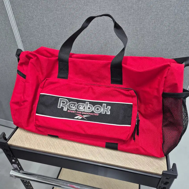 [BUNJANG] Reebok Pocket Double Bag / 리복 포켓 더블백