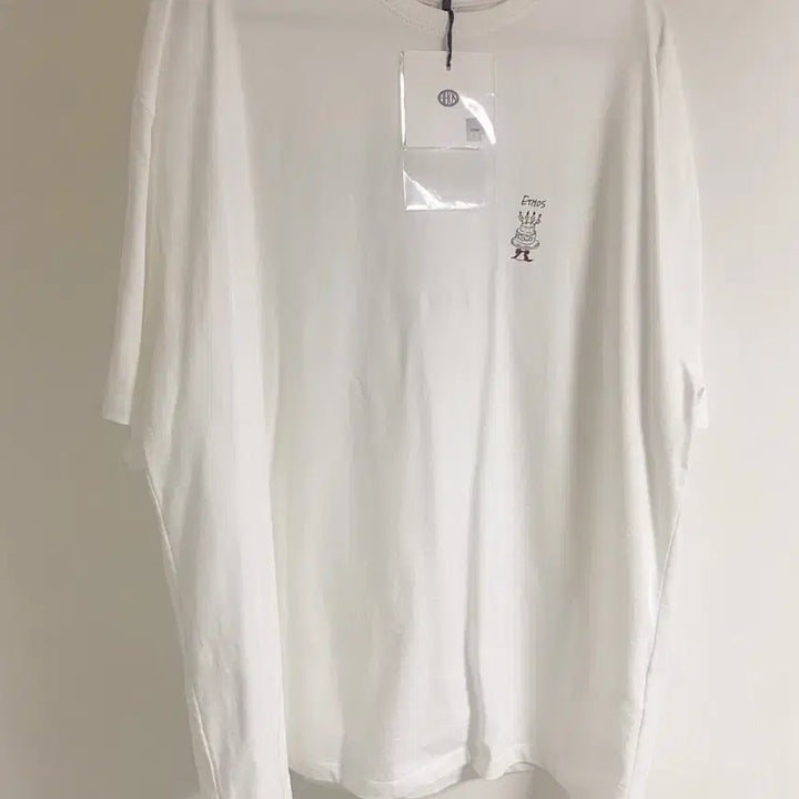 [BUNJANG] Ethos Puppy Graphic T-Shirt / 에토스 반팔 퍼피 티셔츠