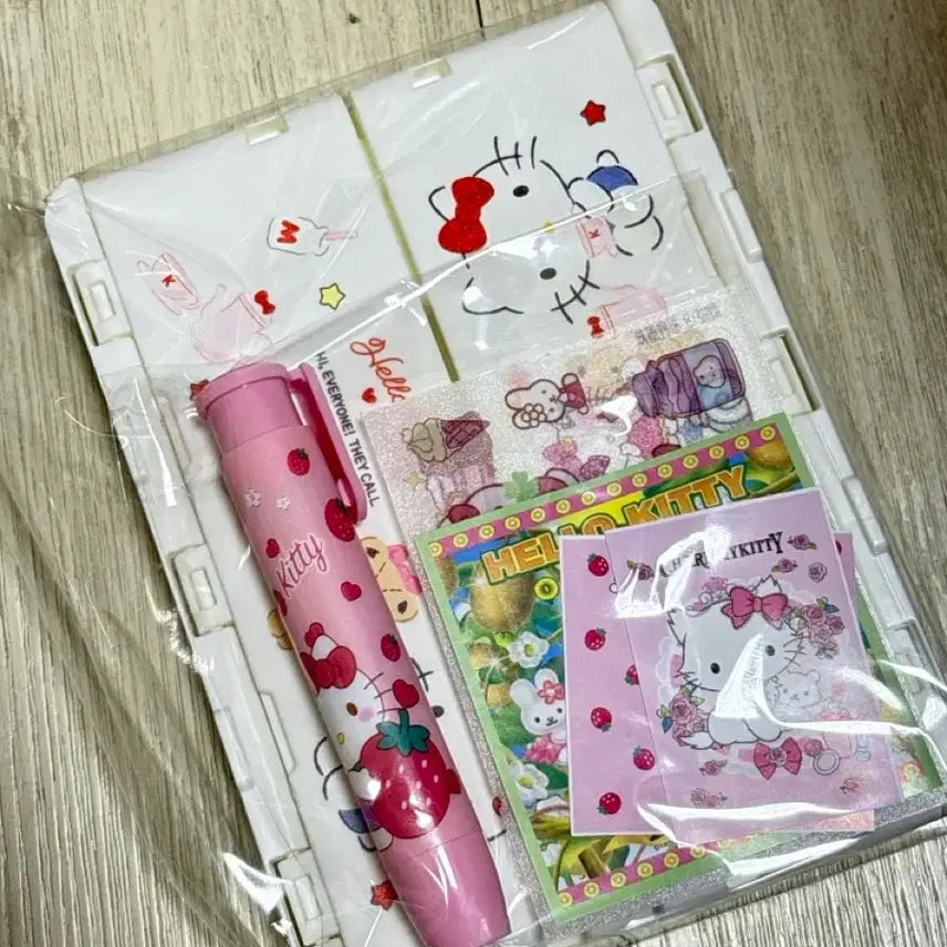 [BUNJANG] Hello Kitty Storage Box Bundle Set / 키티보관함 키티수납함 일괄
