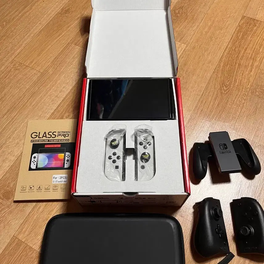 [BUNJANG] Nintendo Switch OLED Model - White - Full Box - Excellent Condition / 닌텐도 스위치 OLED 화이트 풀박스 판매 / 상태 최상 / 구성품 풀세