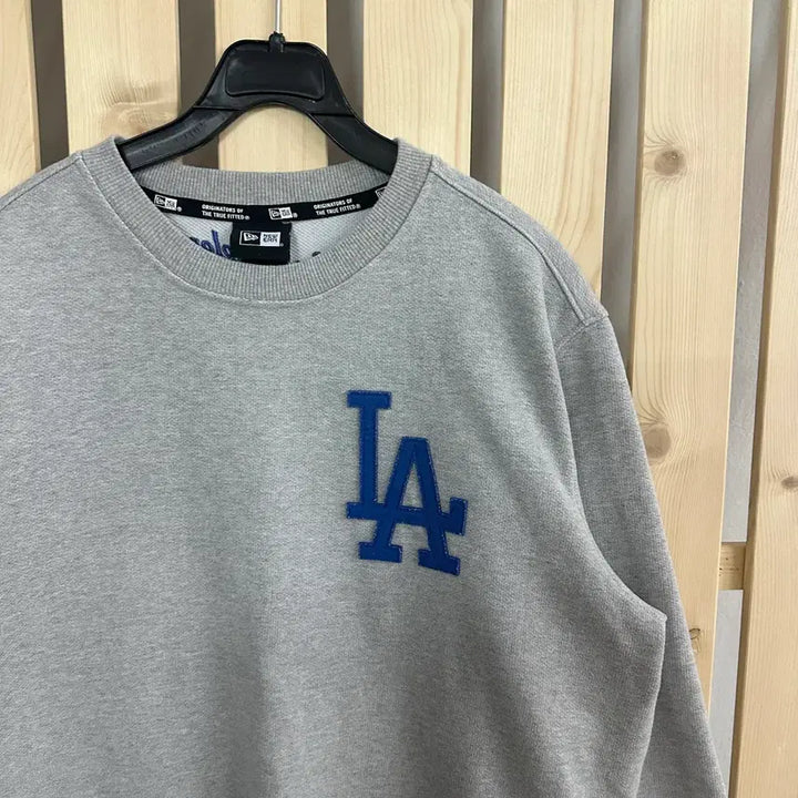 [BUNJANG] New Era LA Dodgers Sweatshirt Grey / (M) 뉴에라 LA 다저스 맨투맨 그레이