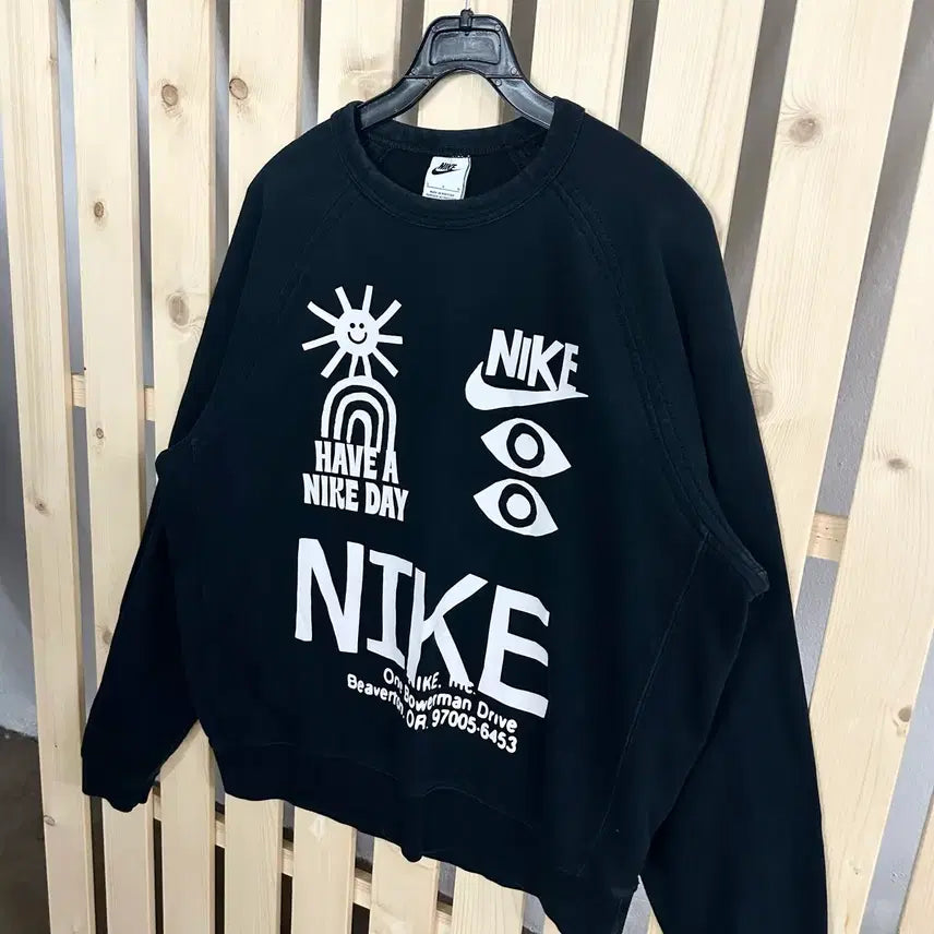 [BUNJANG] Nike Graphic Sweatshirt Black / (L) 나이키 그래픽 맨투맨 블랙