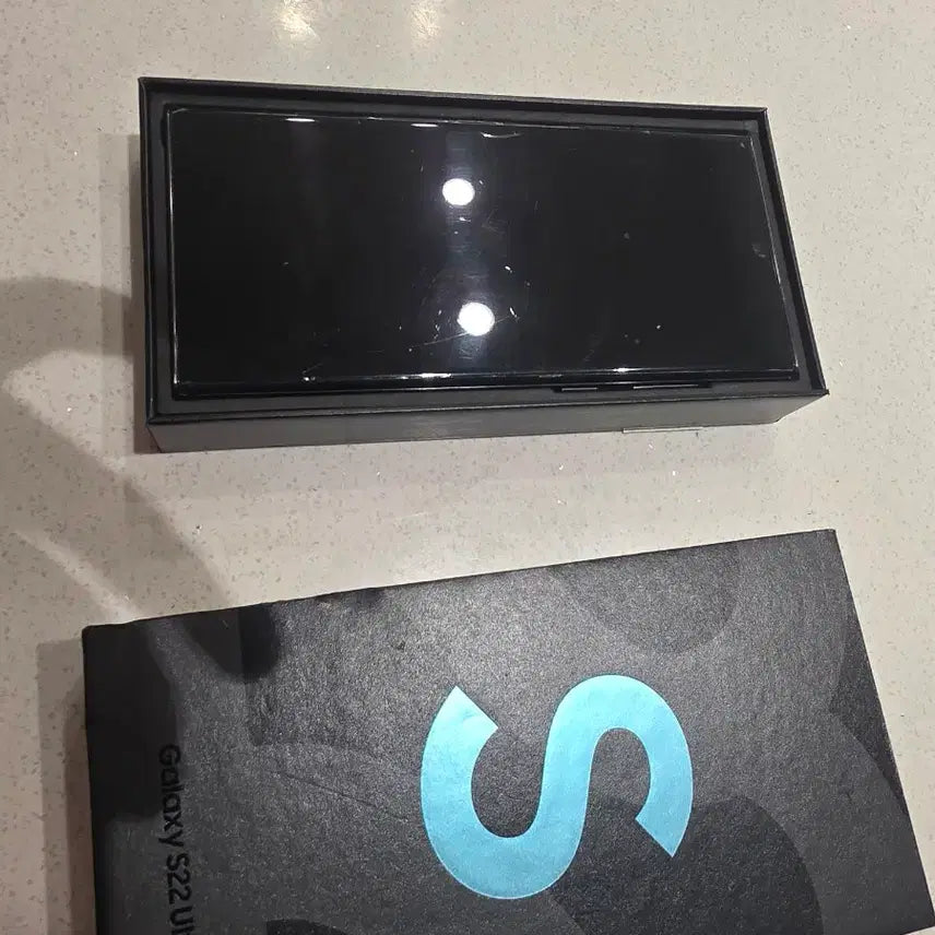 [BUNJANG] Samsung Galaxy S22 Ultra 512GB Black Unlocked / 자급제 삼성 갤럭시 S22 울트라삼성 갤럭시 S22 Ultra 블랙