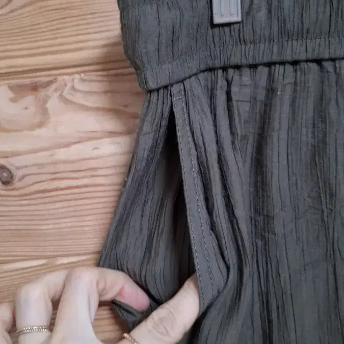 [BUNJANG] Celebshop Pleated Wide Pants / 셀럽샵 플리츠 와이드 팬츠