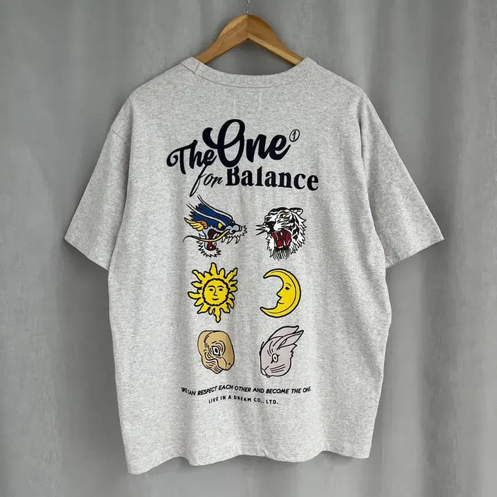 [BUNJANG] AECA White T-Shirt Graphic Print / AECA 에이카화이트 반팔 티셔츠/