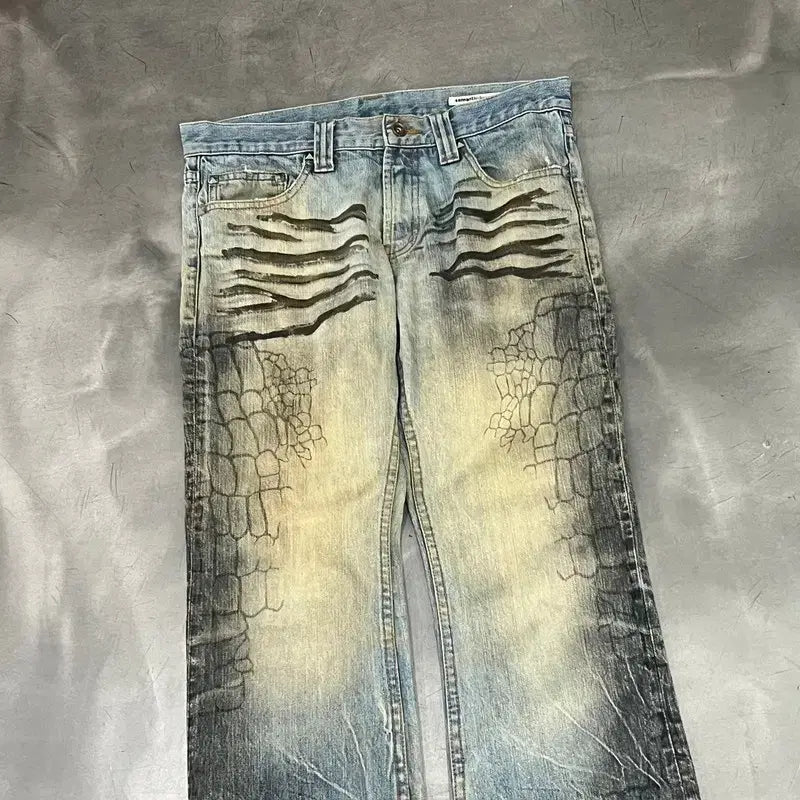 [BUNJANG] SEMANTIC DESIGN Printing Bootcut Denim Pants / SEMANTICDESIGN 프린팅 부츠컷 데님팬츠 y18087