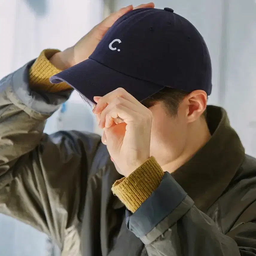 [BUNJANG] Clove Small C Logo Ball Cap Navy / 새상품 클로브 스몰 C 로고 볼캡 네이비