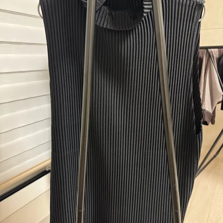 [BUNJANG] Homme Plissé Issey Miyake Monthly High Neck Vest Black / [3] 옴므플리세 먼슬리 하이넥 베스트 조끼 블랙