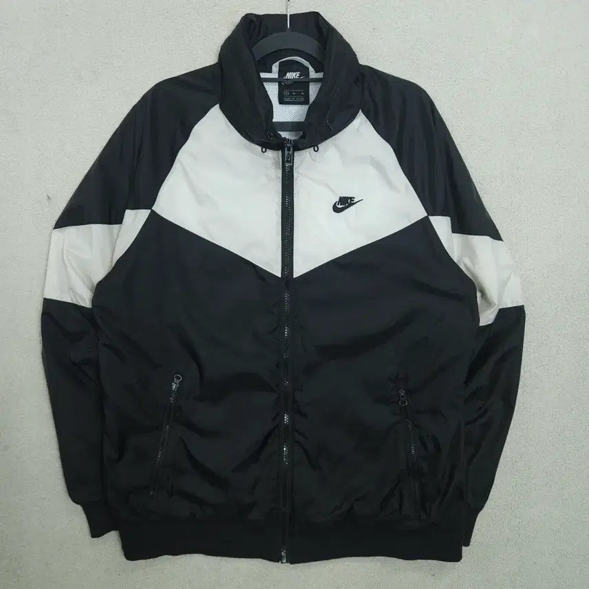 [BUNJANG] Nike Big Swoosh Windbreaker Jacket (M) / 나이키 빅스우시 바람막이 M