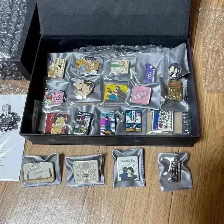 [BUNJANG] Brokeback Mountain Art House Pass Package 2-Piece Badge Set / 브로크백 마운틴 뱃지2종 아트하우스패스 패키지 히스레저 제이크질렌할 영화