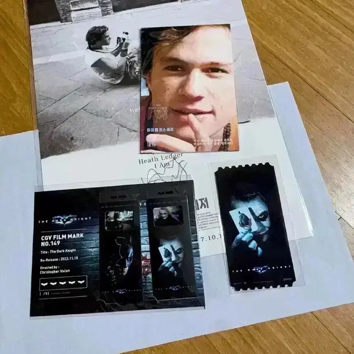 [BUNJANG] Brokeback Mountain Art House Pass Package 2-Piece Badge Set / 브로크백 마운틴 뱃지2종 아트하우스패스 패키지 히스레저 제이크질렌할 영화