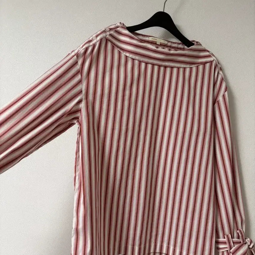 [BUNJANG] Maje Striped Blouse / 마쥬 스트라이프 블라우스