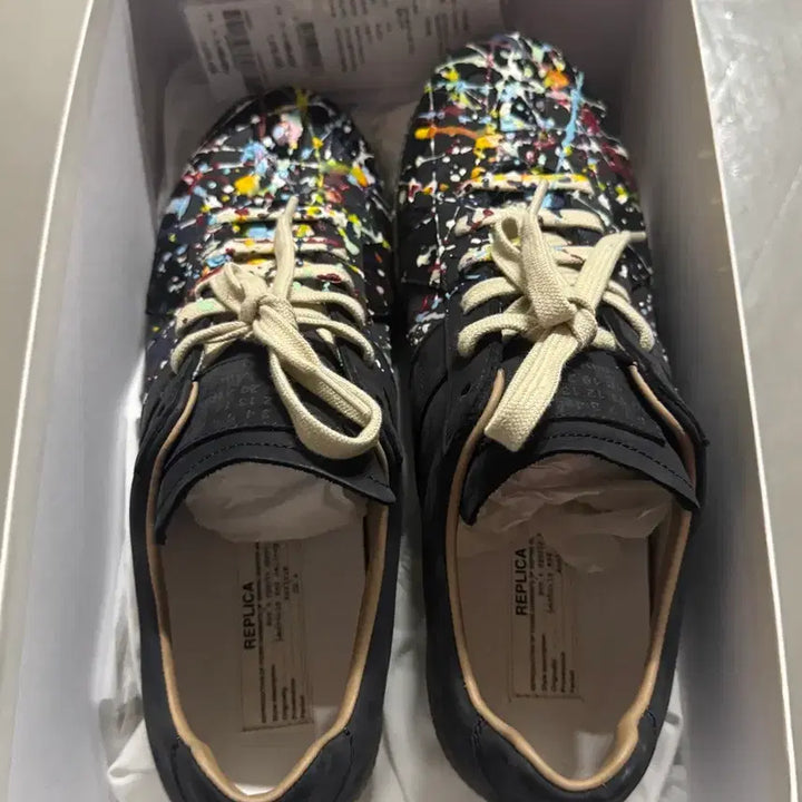 [BUNJANG] Maison Margiela Replica Painted Sneakers Black / 마르지엘라 레플리카 페인팅 스니커즈 블랙