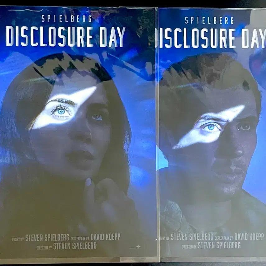 [BUNJANG] Disclosure Day CineQ Poster Bundle Set / 디스클로저 데이 씨네큐 포스터 2종 일괄
