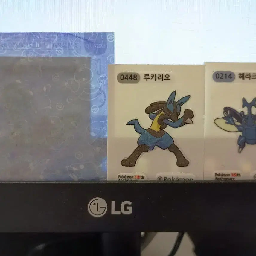 [BUNJANG] Pokemon 30th Anniversary Sticker Bundle / 30주년 띠부씰(팬텀 이벨타르 썬더 윤겔라 메가망나뇽 루카리오)