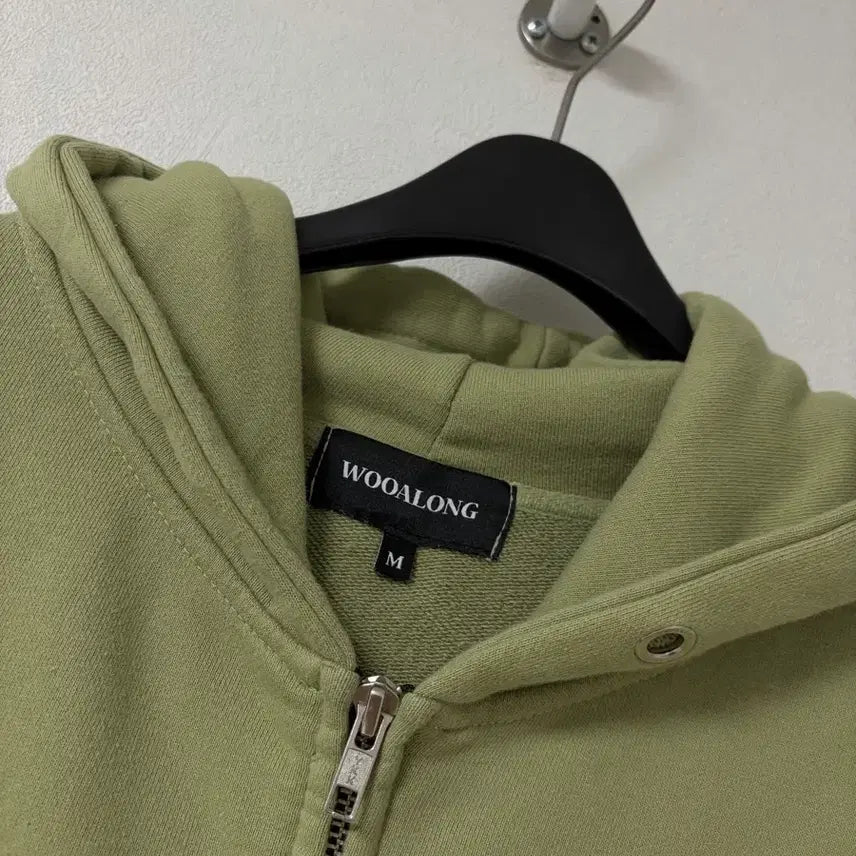 [BUNJANG] Wooolong Hooded Zip-Up Jacket / 우알롱 후드 집업