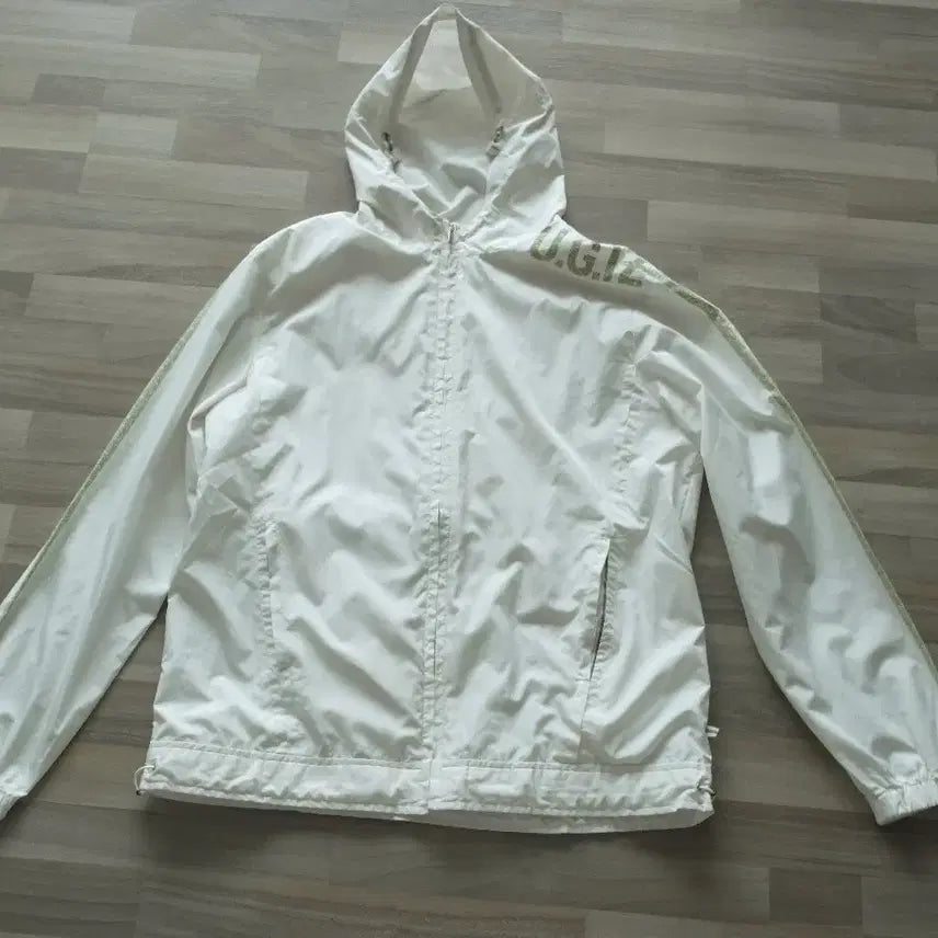 [BUNJANG] UGIZ Summer Jumper Size 105 / UGIZ여름점퍼/105사이즈/새제품수준
