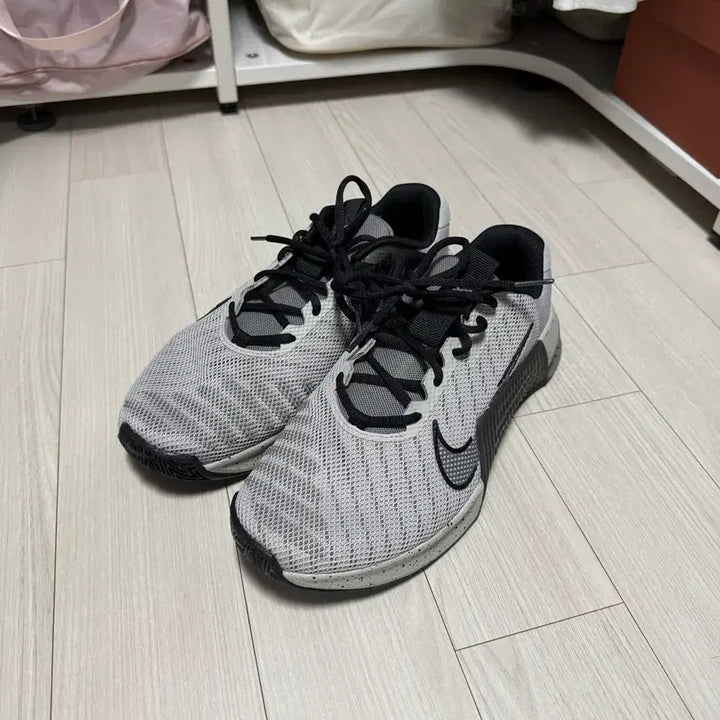 [BUNJANG] Nike Metcon 9 Light Iron Ore (265) / 나이키 메트콘 9 라이트 아이언 오어 / 265