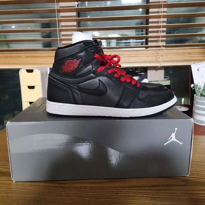 [BUNJANG] Air Jordan 1 Retro High Gym Red / [중고] [295] [살균완료] 에어 조던 1 레트로 하이 짐레드