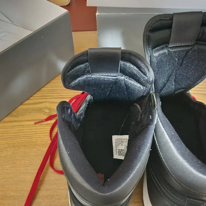 [BUNJANG] Air Jordan 1 Retro High Gym Red / [중고] [295] [살균완료] 에어 조던 1 레트로 하이 짐레드