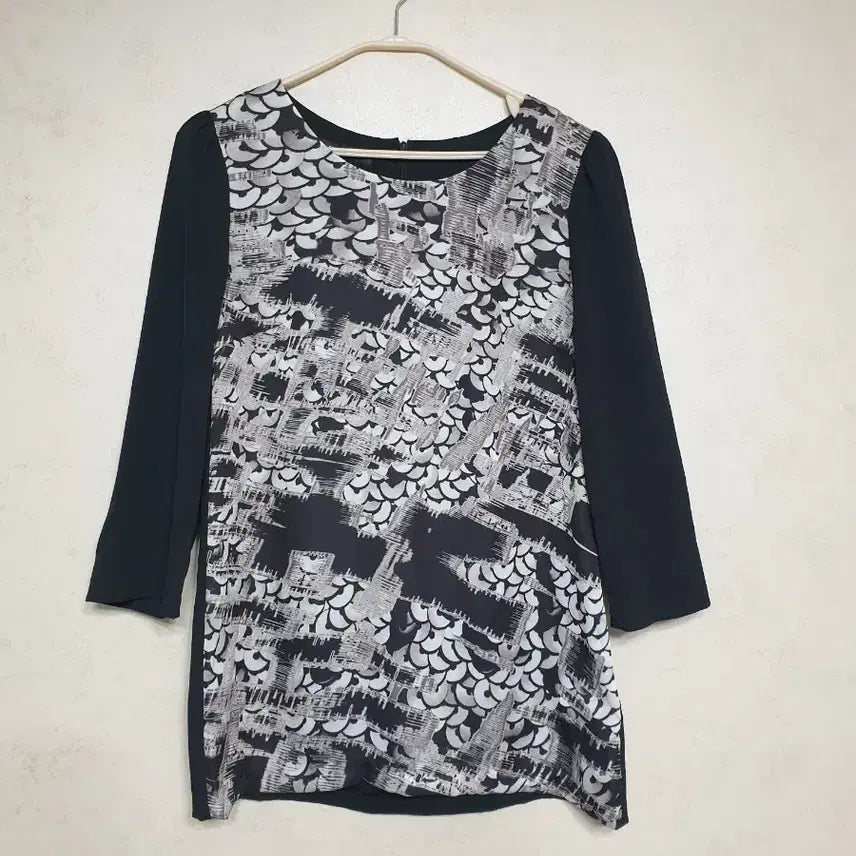 [BUNJANG] EMCEE Summer Blouse (Korean-Made) Size S / emcee 엠씨(국산) 여름 블라우스 55 S