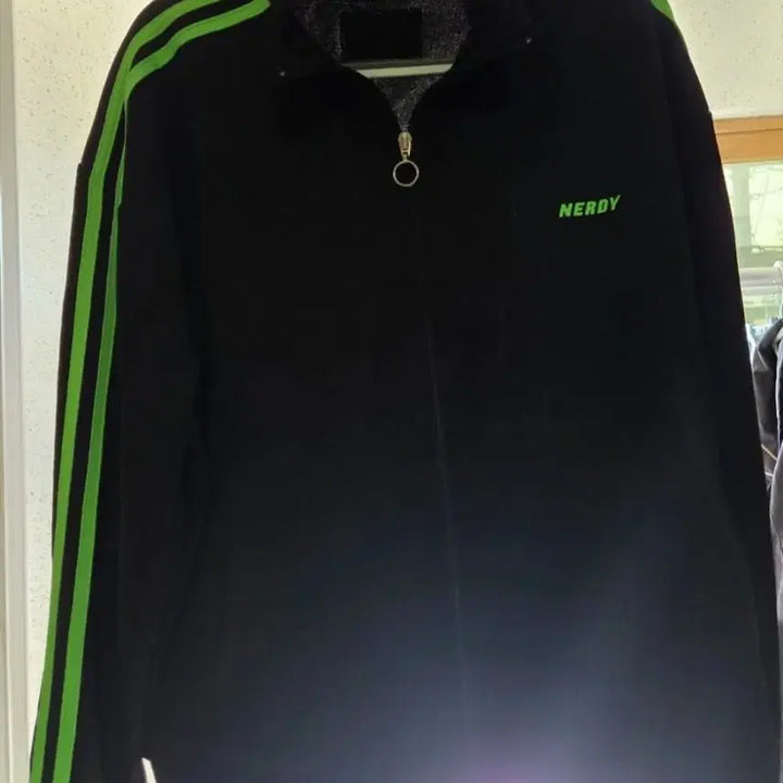 [BUNJANG] NERDY Track Top Black/Fluorescent / NERDY 트랙탑 블랙/형광