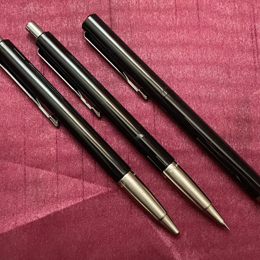 [BUNJANG] Parker Vector Black Fountain Pen (M Nib), Ballpoint Pen &amp; Mechanical Pencil Set / 파카 벡터 블랙 만년필 스테인레스 스틸 M닙 &amp; 볼펜 &amp; 펜슬