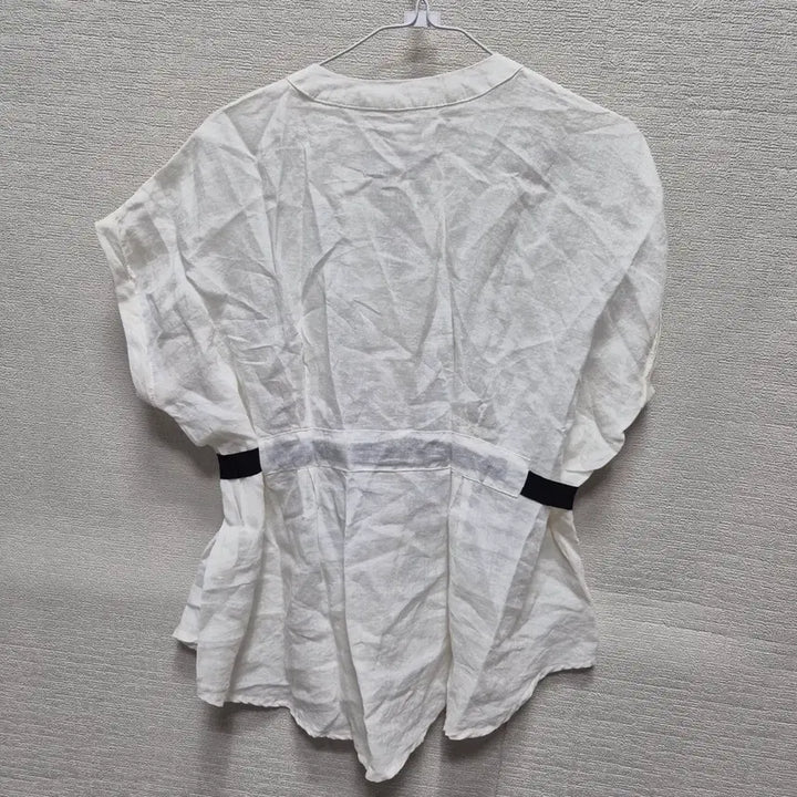 [BUNJANG] White Ribbon Blouse with Frill Sleeves / 아265 리본 블라우스