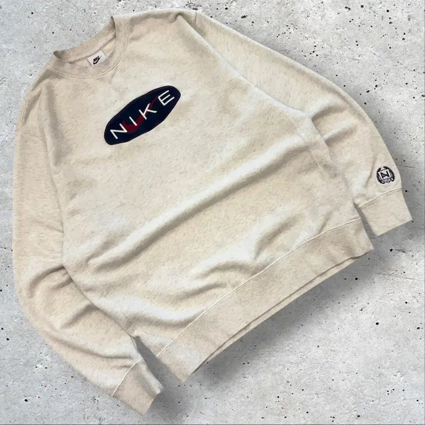 [BUNJANG] Nike Old School Swoosh Logo Sweatshirt / [L] 나이키 올드스쿨 스우시 로고 맨투맨